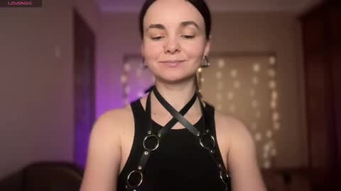 Snapshot of lanaloulou chatting on October 25, 10:26 pm Lana online show from October 25, 10:26 pm