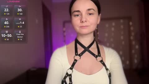 Snapshot of lanaloulou chatting on November 7, 10:10 pm Lana online show from November 7, 10:10 pm