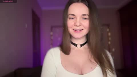 Snapshot of lanaloulou chatting on January 9, 11:50 pm Lana online show from January 9, 11:50 pm