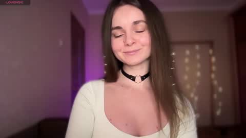 Snapshot of lanaloulou chatting on January 13, 11:21 pm Lana online show from January 13, 11:21 pm