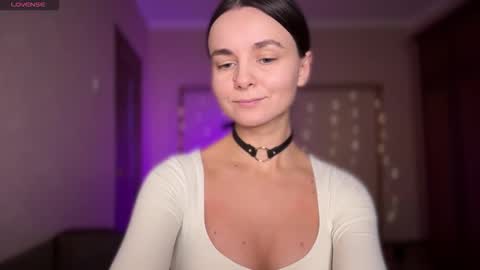 Snapshot of lanaloulou chatting on January 18, 12:58 am Lana online show from January 18, 12:58 am