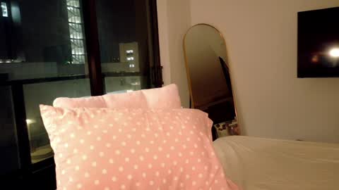 Snapshot of lanalure chatting on June 21, 4:48 am Lana online show from June 21, 4:48 am