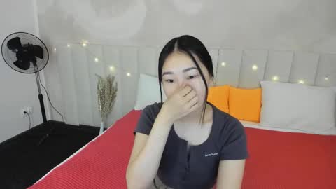 Snapshot of lanameiz chatting on November 16, 9:15 am Lana online show from November 16, 9:15 am