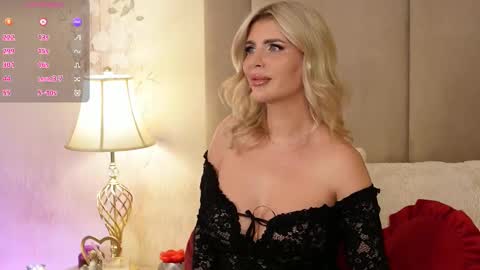 Snapshot of lanasinn chatting on March 6, 5:48 am Anastaisa online show from March 6, 5:48 am