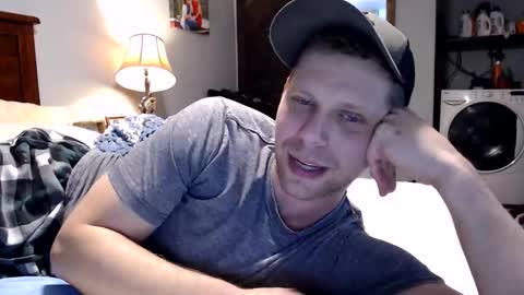 Lance online show from February 19, 12:06 am