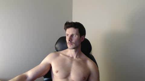 Snapshot of lancellot99 chatting on November 30, 7:51 pm Lance online show from November 30, 7:51 pm