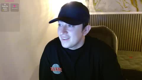 Snapshot of lancelot_19 chatting on October 15, 5:29 am Lancelot V. online show from October 15, 5:29 am