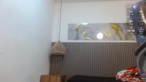 Snapshot of lancelot_19 chatting on December 21, 3:46 am Lancelot V. online show from December 21, 3:46 am