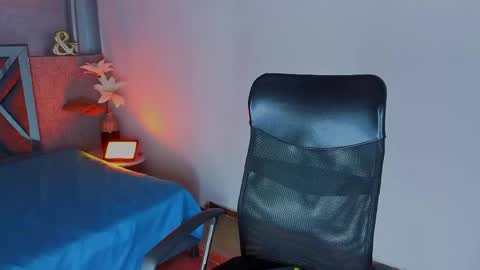 Snapshot of lancelot_grey chatting on June 5, 6:52 am lancelot_grey online show from June 5, 6:52 am