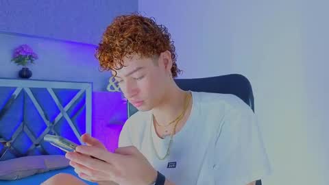 Snapshot of lancelot_grey chatting on June 6, 9:08 pm lancelot_grey online show from June 6, 9:08 pm