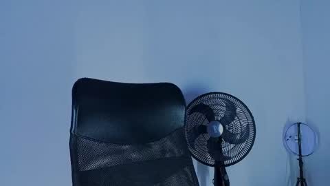 Snapshot of lancelot_grey chatting on June 7, 6:55 pm lancelot_grey online show from June 7, 6:55 pm