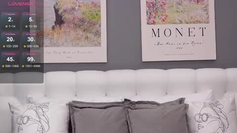 Laneah online show from December 3, 3:30 am