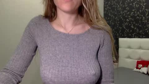 langoria online show from January 23, 1:24 pm