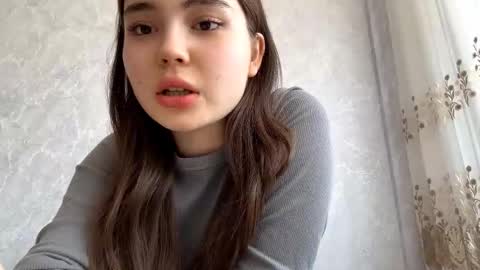 Snapshot of lanihadland chatting on March 21, 8:19 am Alice online show from March 21, 8:19 am