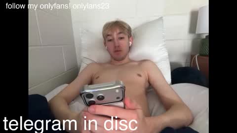 Snapshot of lanjustnow chatting on March 3, 4:35 pm lanjustnow online show from March 3, 4:35 pm