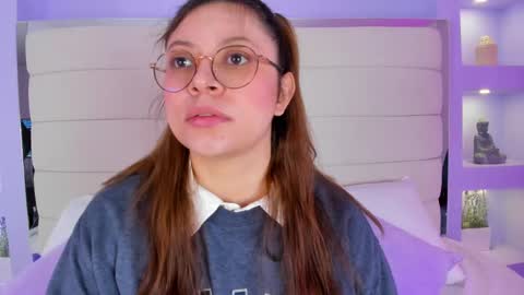 Lanna online show from February 10, 11:46 am