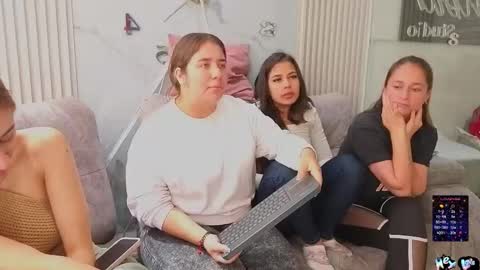 Snapshot of lanna_as chatting on November 12, 2:39 pm lanna_as online show from November 12, 2:39 pm