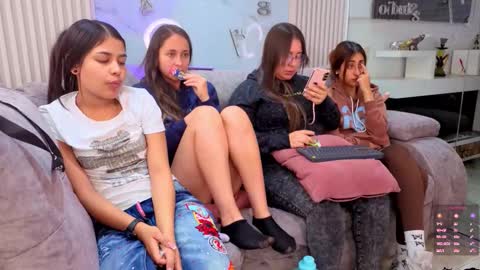 lanna_as online show from March 5, 2:02 pm