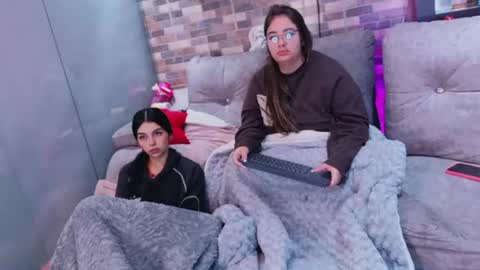 lanna_as online show from July 14, 10:32 am