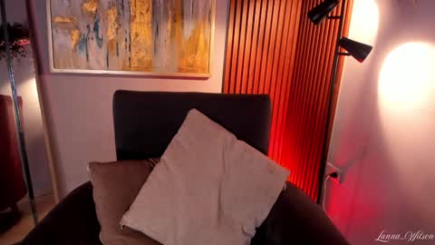 Tiana online show from December 16, 7:43 pm