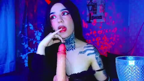 LANNIE   online show from November 5, 11:16 pm