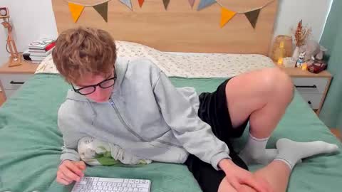 Fandi online show from October 3, 7:27 am