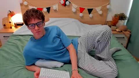 Fandi online show from November 14, 7:07 am