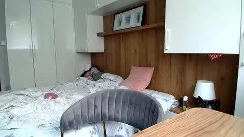 Snapshot of lantti chatting on July 18, 9:35 am lantti online show from July 18, 9:35 am