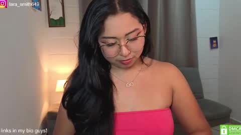 Lara  online show from May 17, 1:03 am