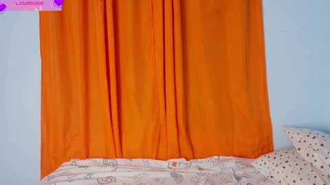 Snapshot of lara_aisha chatting on March 19, 11:25 am LARA online show from March 19, 11:25 am