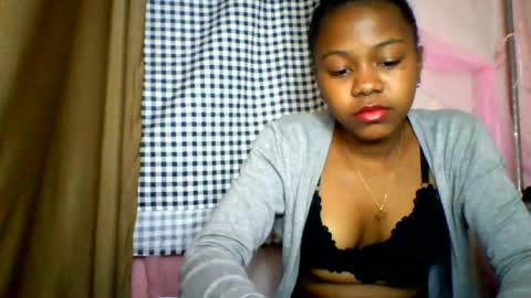 lara_belle online show from June 23, 5:33 pm