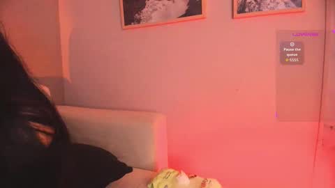 Snapshot of lara_madisson chatting on March 5, 5:25 am Lara Madisson online show from March 5, 5:25 am