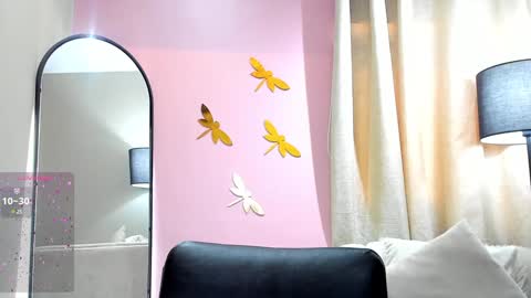      700  200   online show from January 31, 3:11 pm