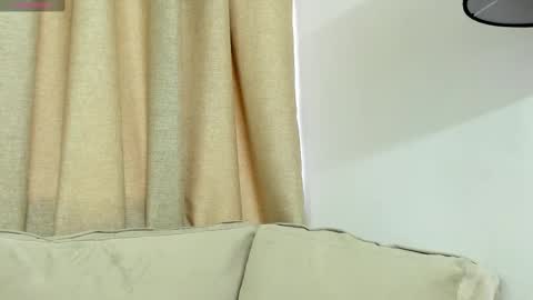      700  200   online show from October 5, 12:03 pm