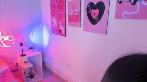 lara online show from September 25, 3:54 am