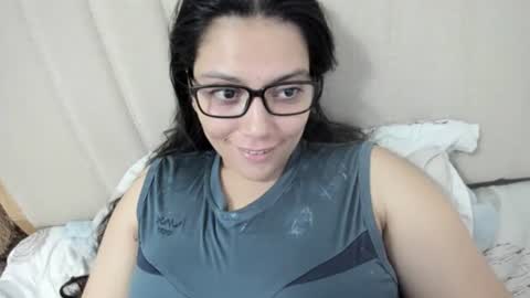 lara online show from September 24, 3:21 am