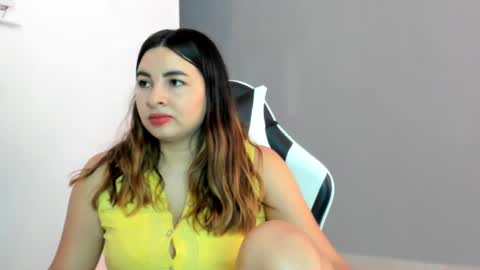 Lara online show from July 22, 5:16 pm