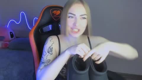 LaraKrein lk online show from November 21, 3:33 pm