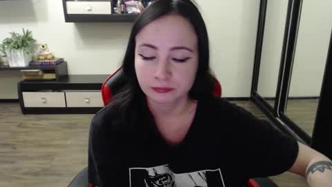 Laralianna online show from September 25, 3:05 pm