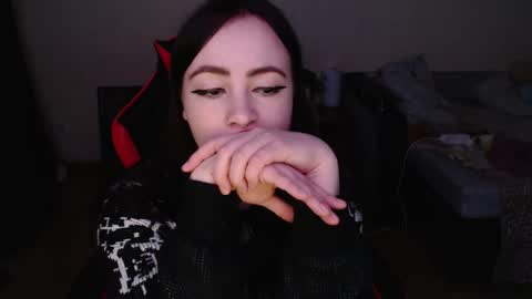 Laralianna online show from February 20, 6:08 pm