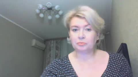 laramrs online show from October 4, 3:54 pm