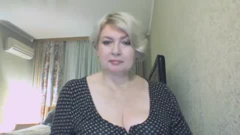 laramrs online show from November 12, 4:29 pm