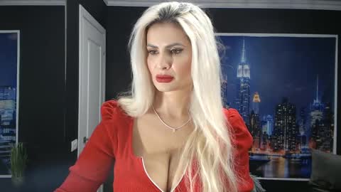 laras_moans online show from December 2, 7:03 am