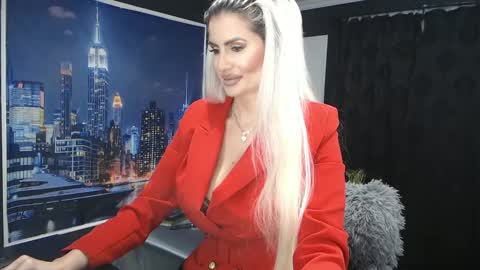 laras_moans online show from December 26, 9:55 am