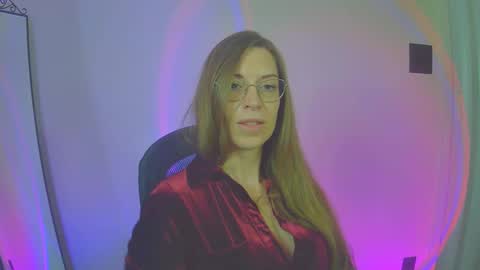 larawintersxxx online show from October 27, 8:57 pm