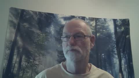 Larbie online show from December 13, 8:26 pm