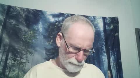 Larbie online show from January 3, 11:46 am