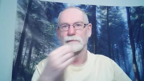 Larbie online show from January 3, 11:23 pm