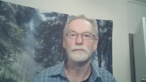 Larbie online show from February 22, 9:48 pm