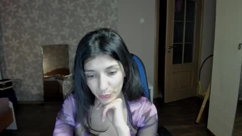 Larisa online show from February 10, 4:00 pm